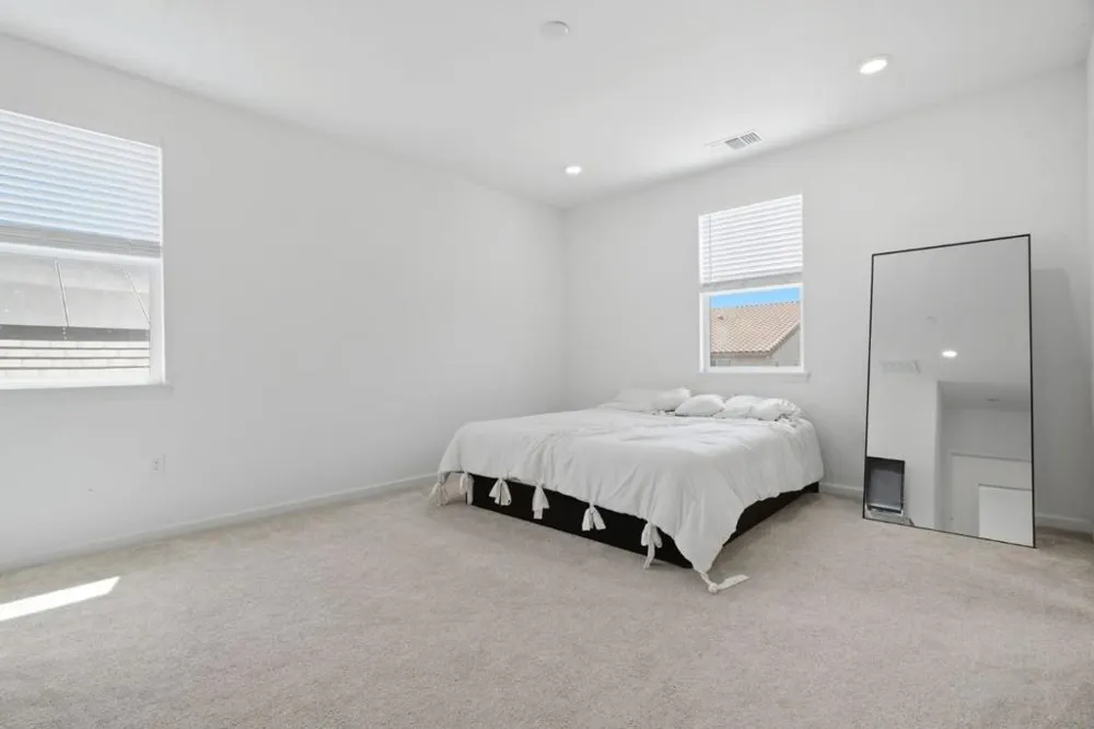 2091 Mint Drive Hollister, CA 95023