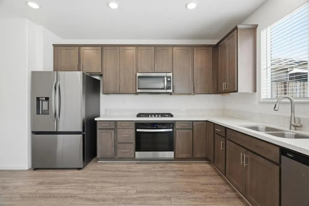 2091 Mint Drive Hollister, CA 95023