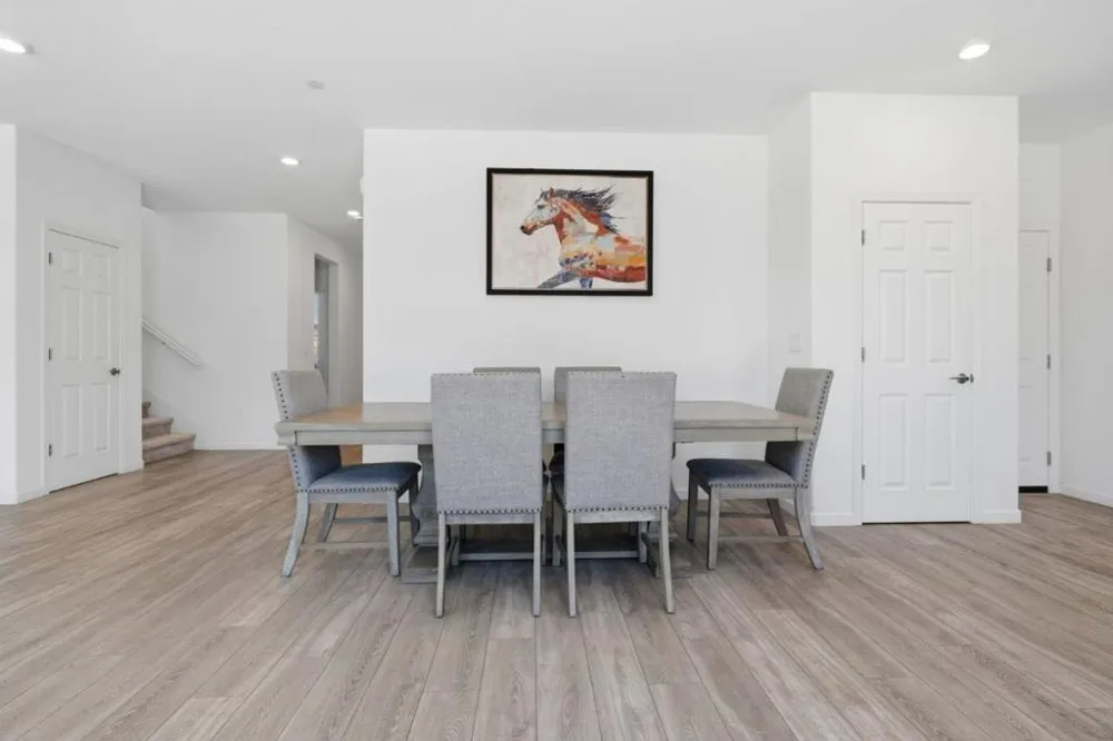 2091 Mint Drive Hollister, CA 95023