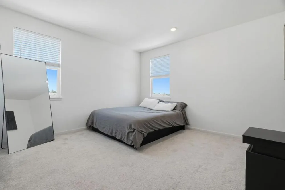 2091 Mint Drive Hollister, CA 95023