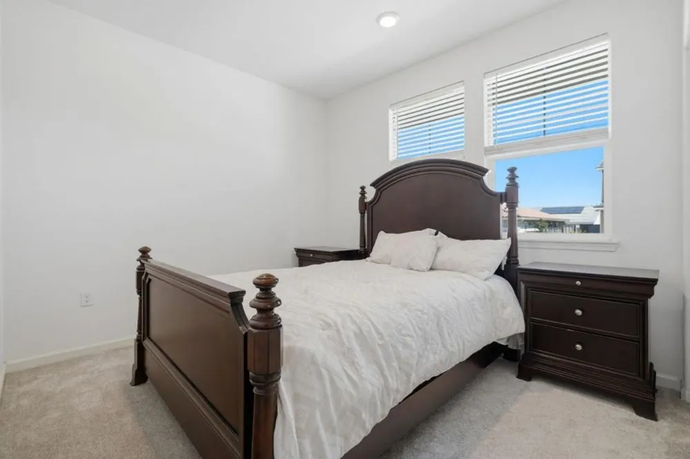 2091 Mint Drive Hollister, CA 95023