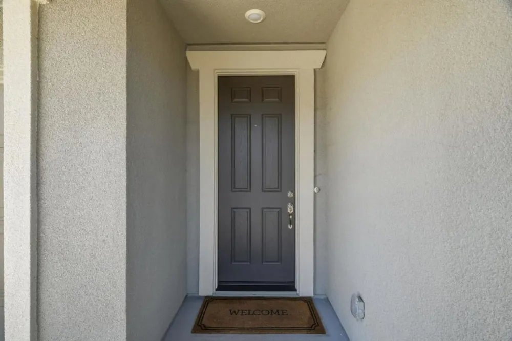 2091 Mint Drive Hollister, CA 95023