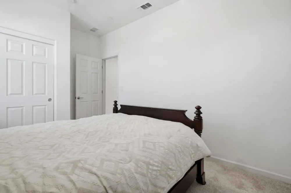 2091 Mint Drive Hollister, CA 95023