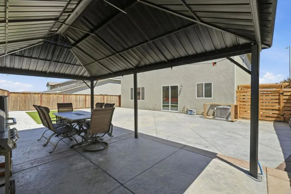 2091 Mint Drive Hollister, CA 95023