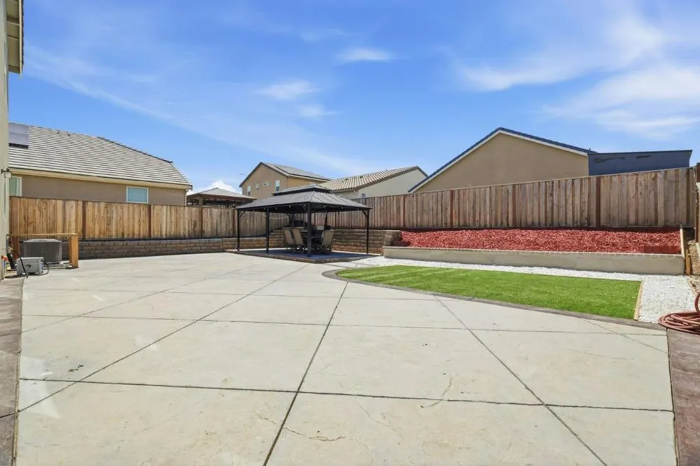 2091 Mint Drive Hollister, CA 95023