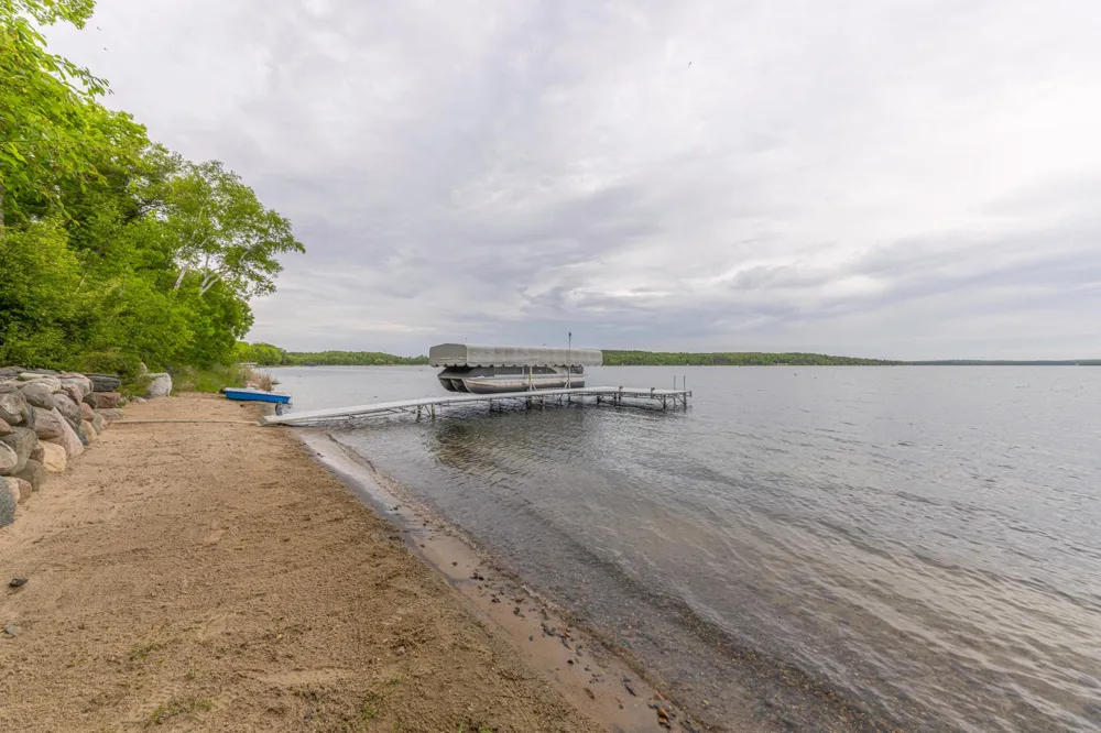 22550 OLD TRAPPER RD Cohasset, MN 55721