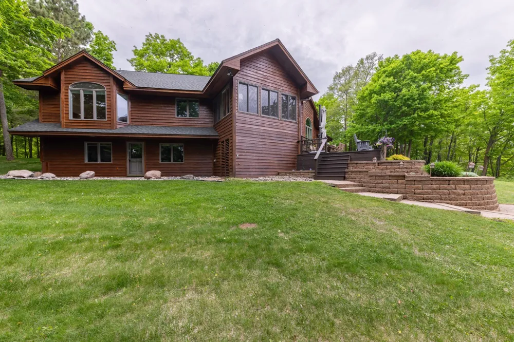 22550 OLD TRAPPER RD Cohasset, MN 55721