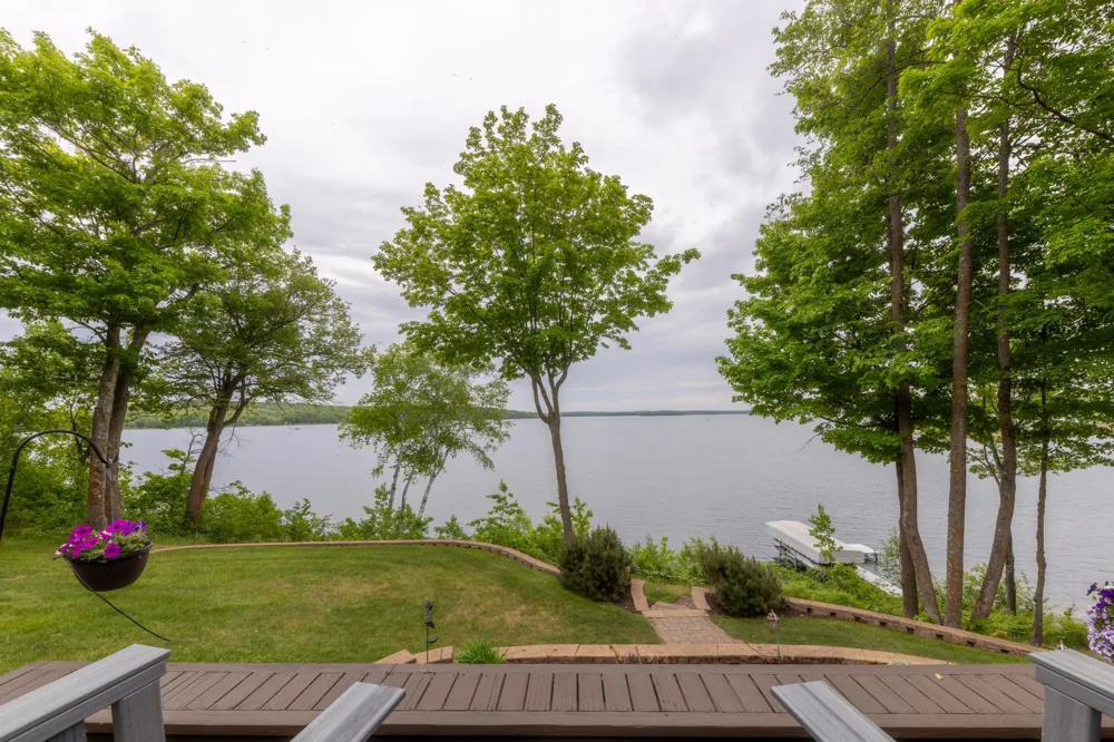 22550 OLD TRAPPER RD Cohasset, MN 55721