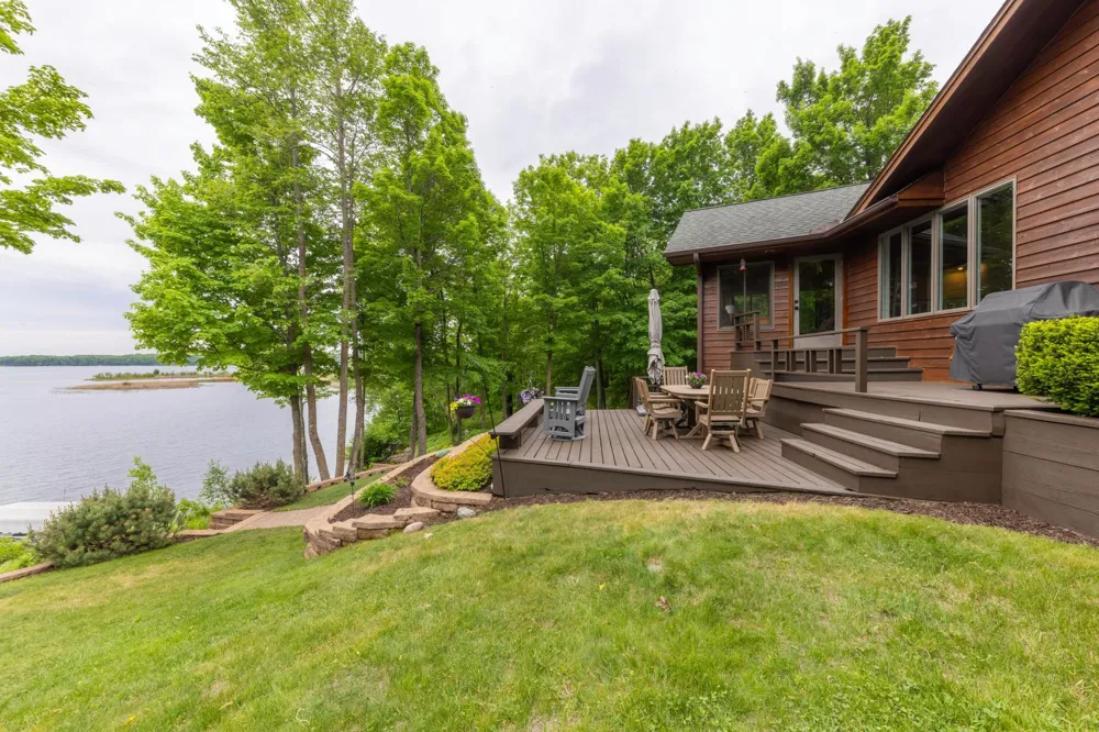22550 OLD TRAPPER RD Cohasset, MN 55721