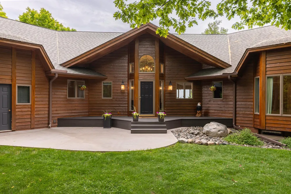 22550 OLD TRAPPER RD Cohasset, MN 55721