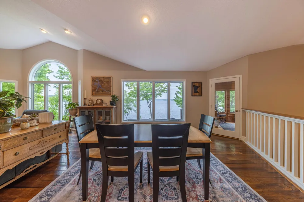 22550 OLD TRAPPER RD Cohasset, MN 55721