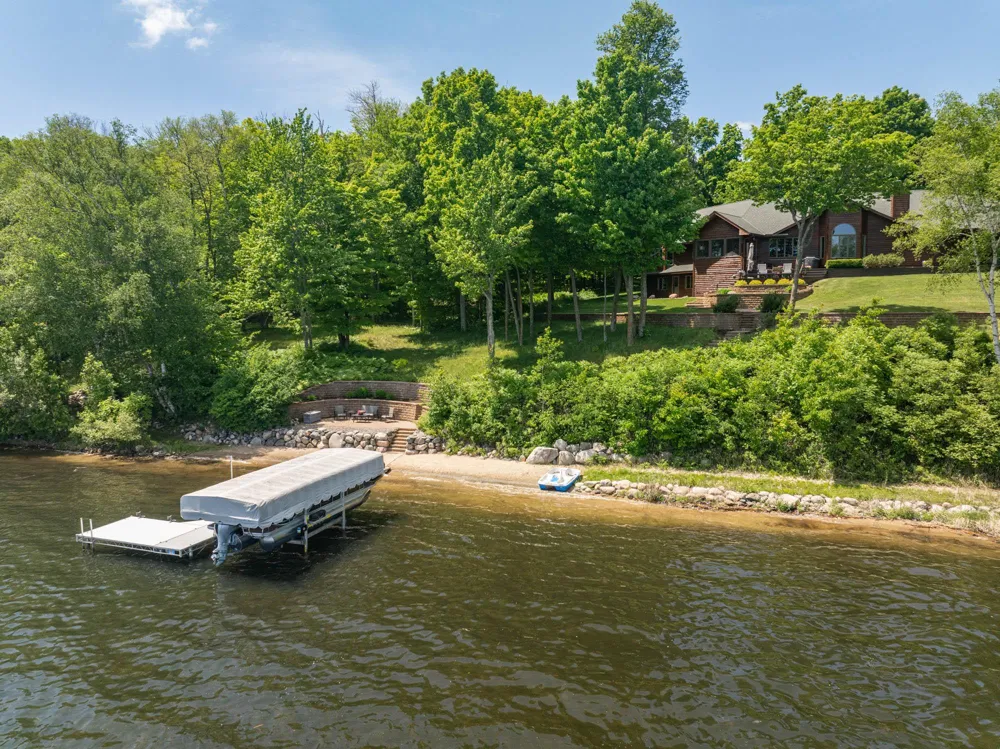 22550 OLD TRAPPER RD Cohasset, MN 55721