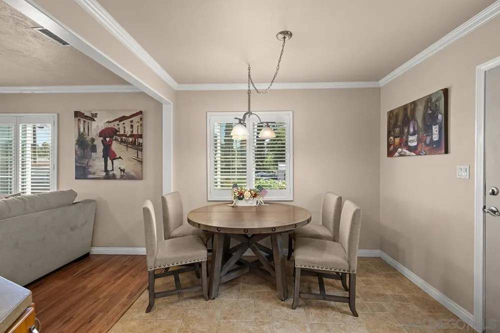 1157 Via Loma Vista El Cajon, CA 92019
