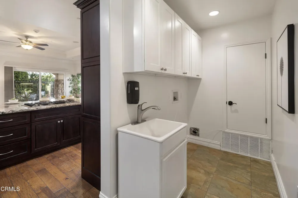 4337 Vista Place La Canada Flintridge, CA 91011