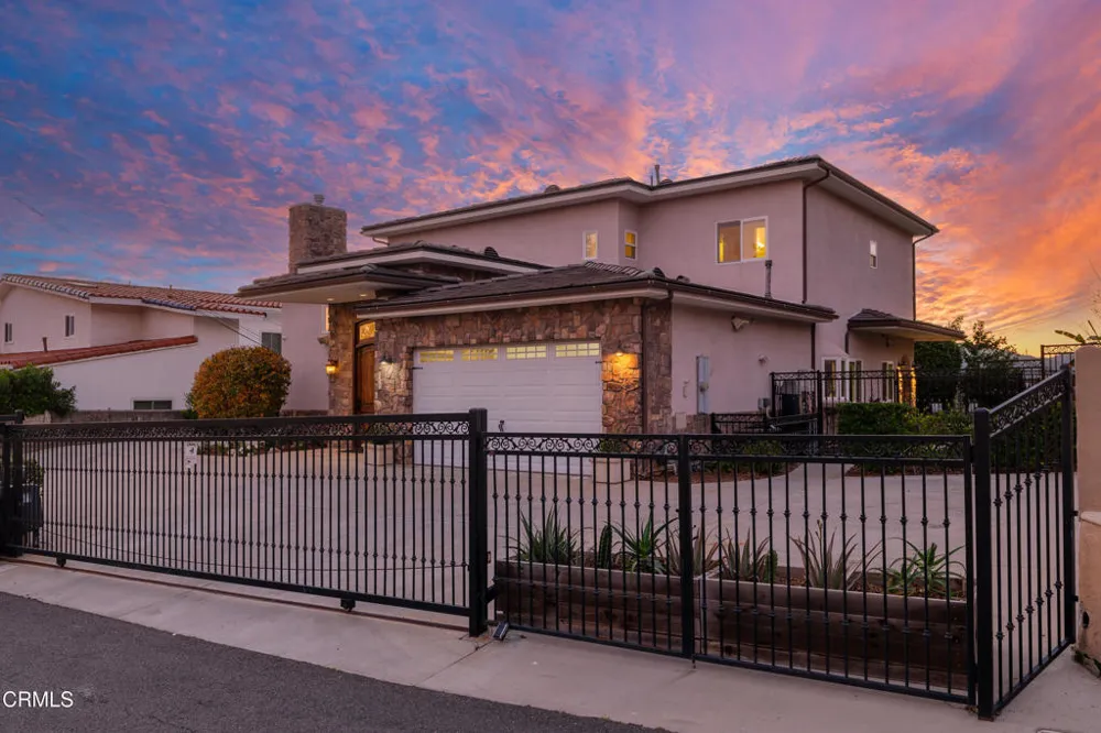 4337 Vista Place La Canada Flintridge, CA 91011
