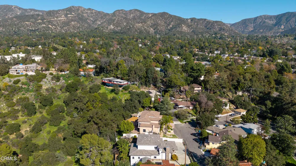 4337 Vista Place La Canada Flintridge, CA 91011