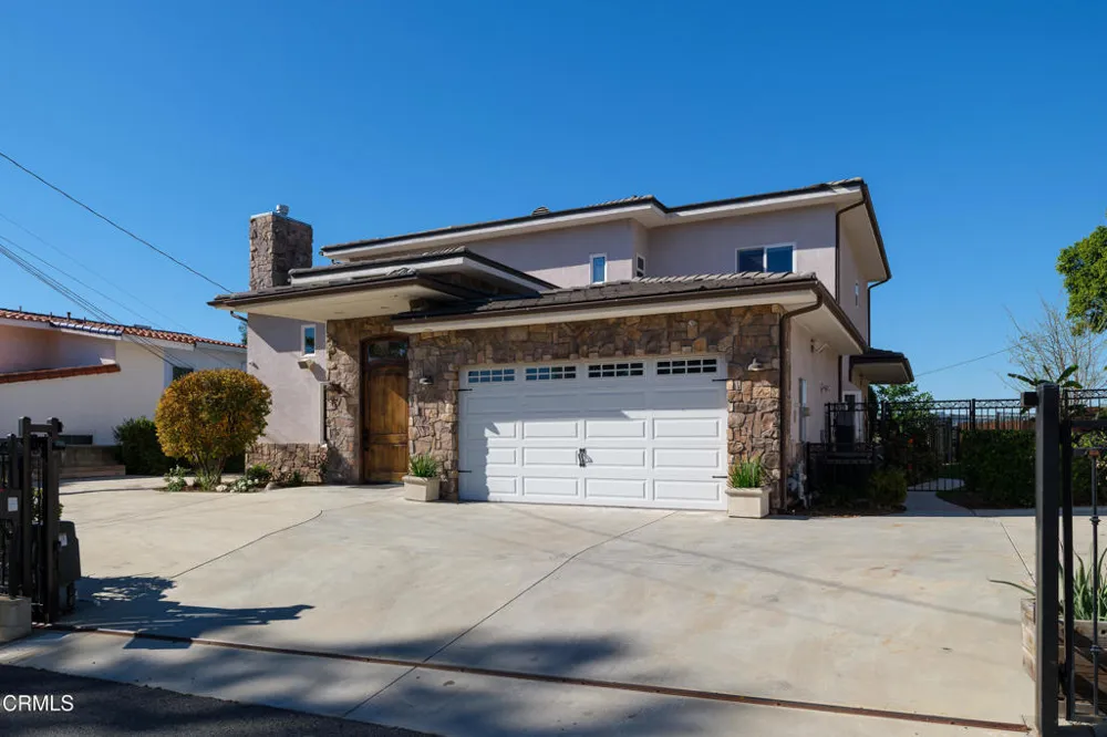4337 Vista Place La Canada Flintridge, CA 91011
