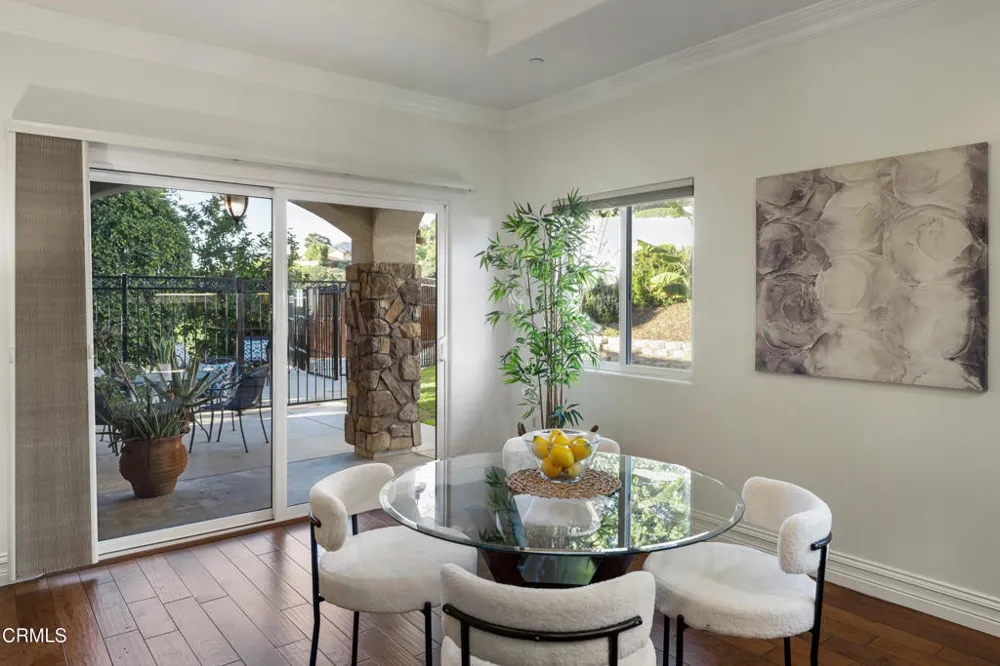 4337 Vista Place La Canada Flintridge, CA 91011