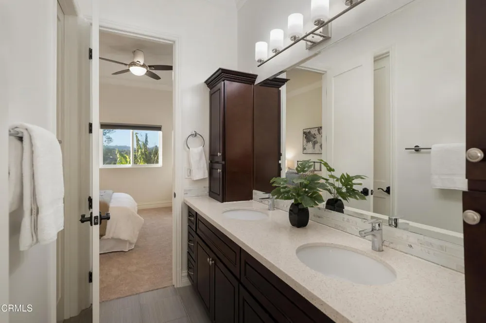 4337 Vista Place La Canada Flintridge, CA 91011
