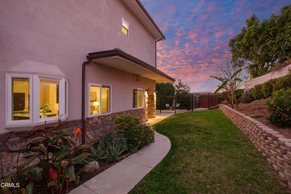 4337 Vista Place La Canada Flintridge, CA 91011