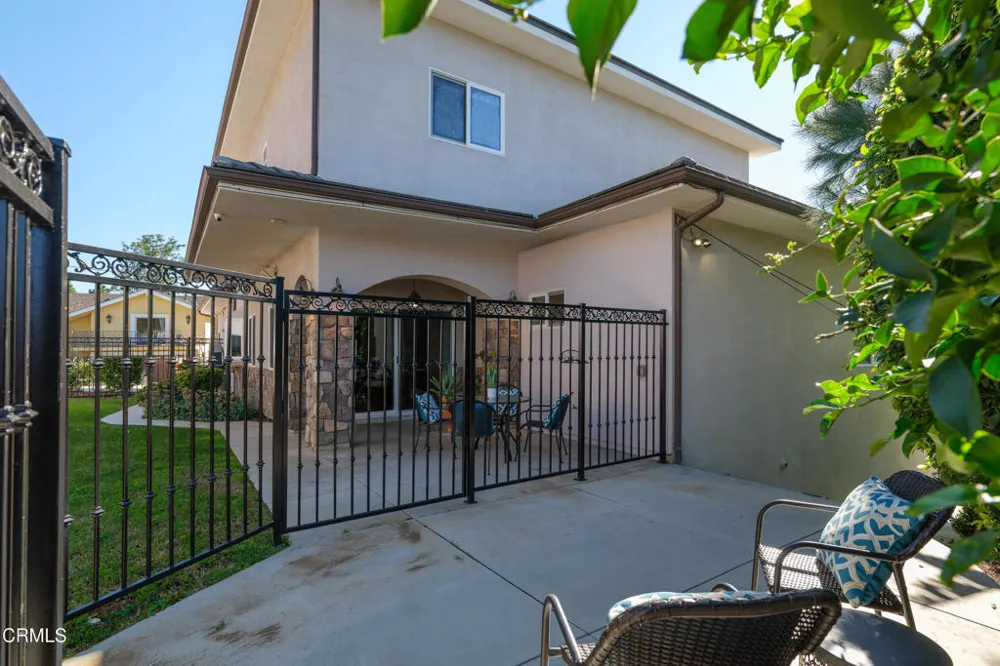 4337 Vista Place La Canada Flintridge, CA 91011