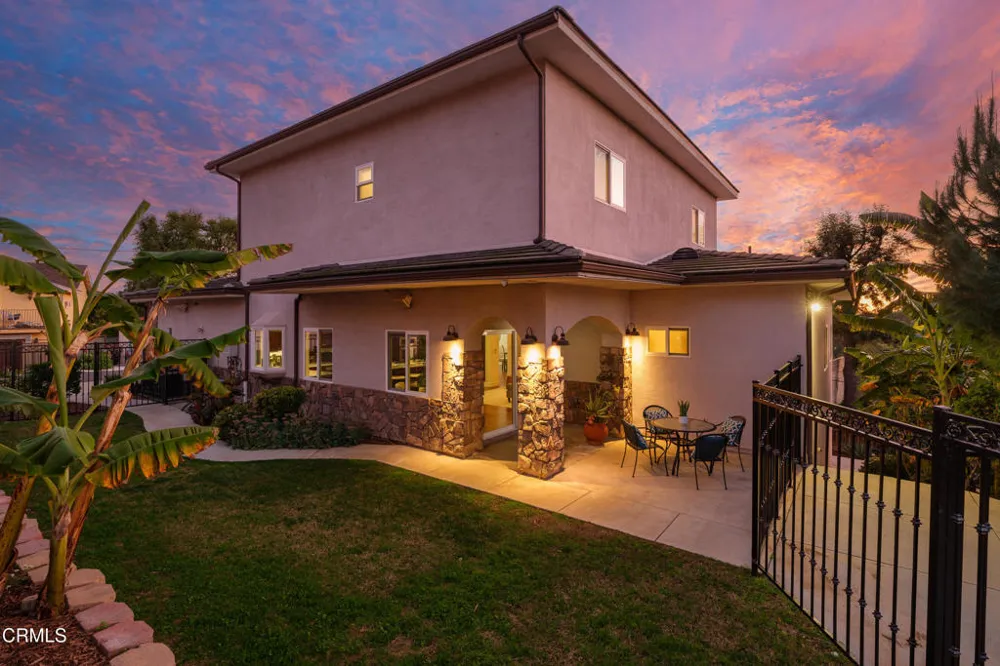 4337 Vista Place La Canada Flintridge, CA 91011