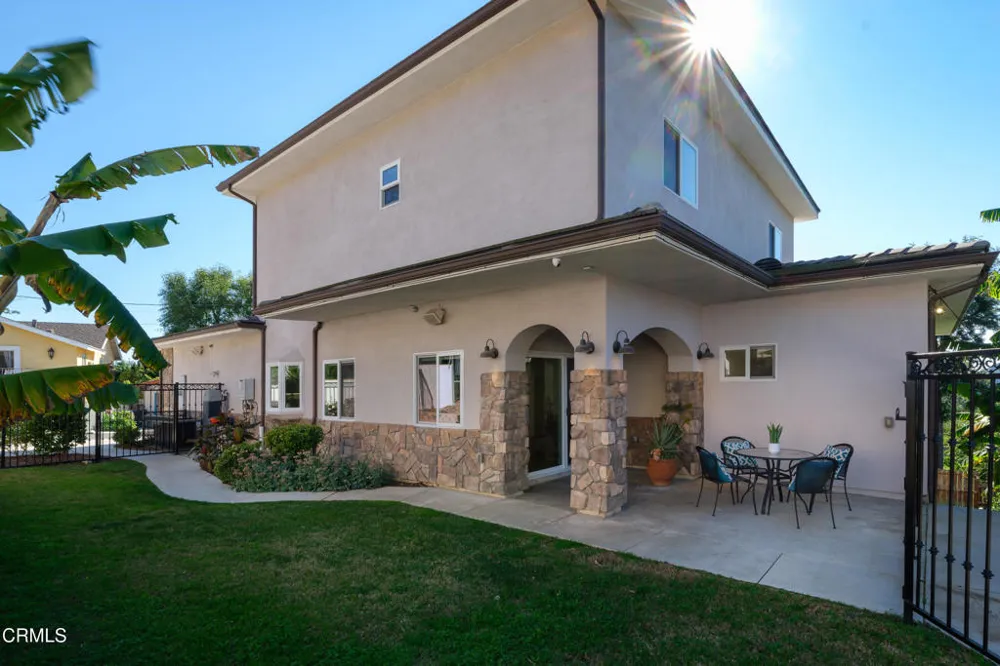 4337 Vista Place La Canada Flintridge, CA 91011