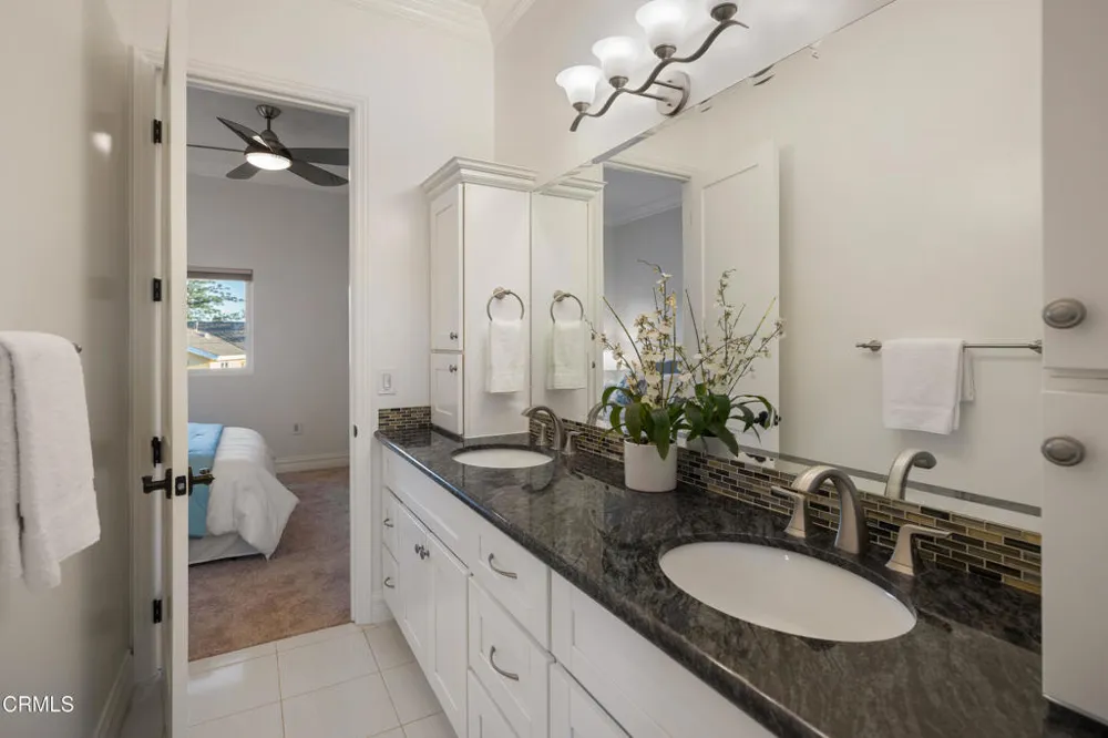 4337 Vista Place La Canada Flintridge, CA 91011