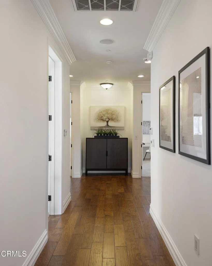 4337 Vista Place La Canada Flintridge, CA 91011