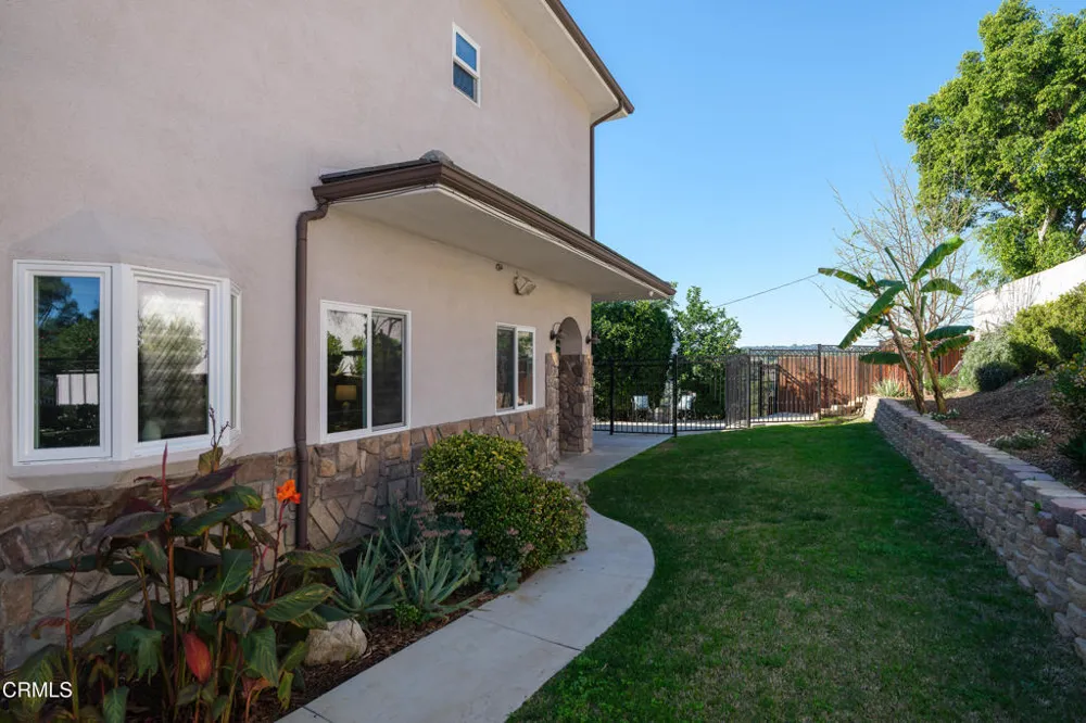4337 Vista Place La Canada Flintridge, CA 91011