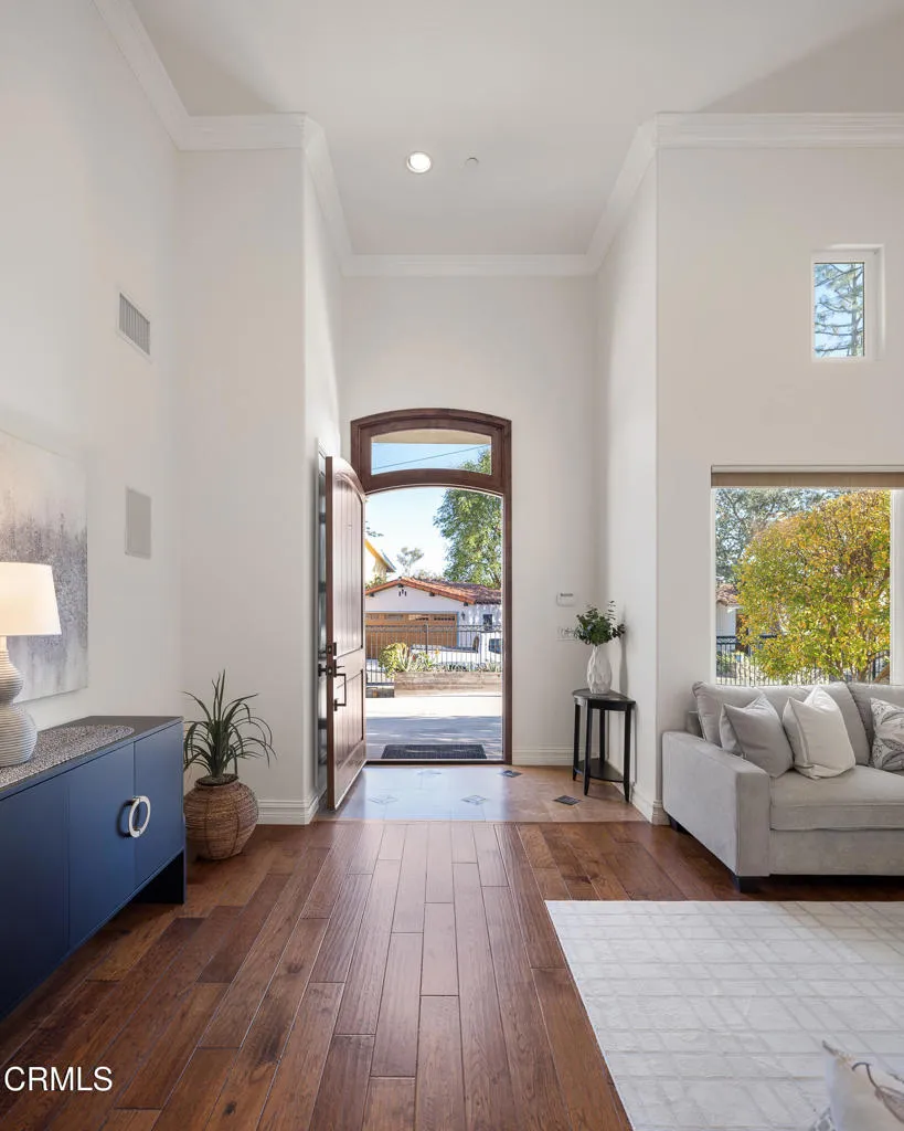 4337 Vista Place La Canada Flintridge, CA 91011