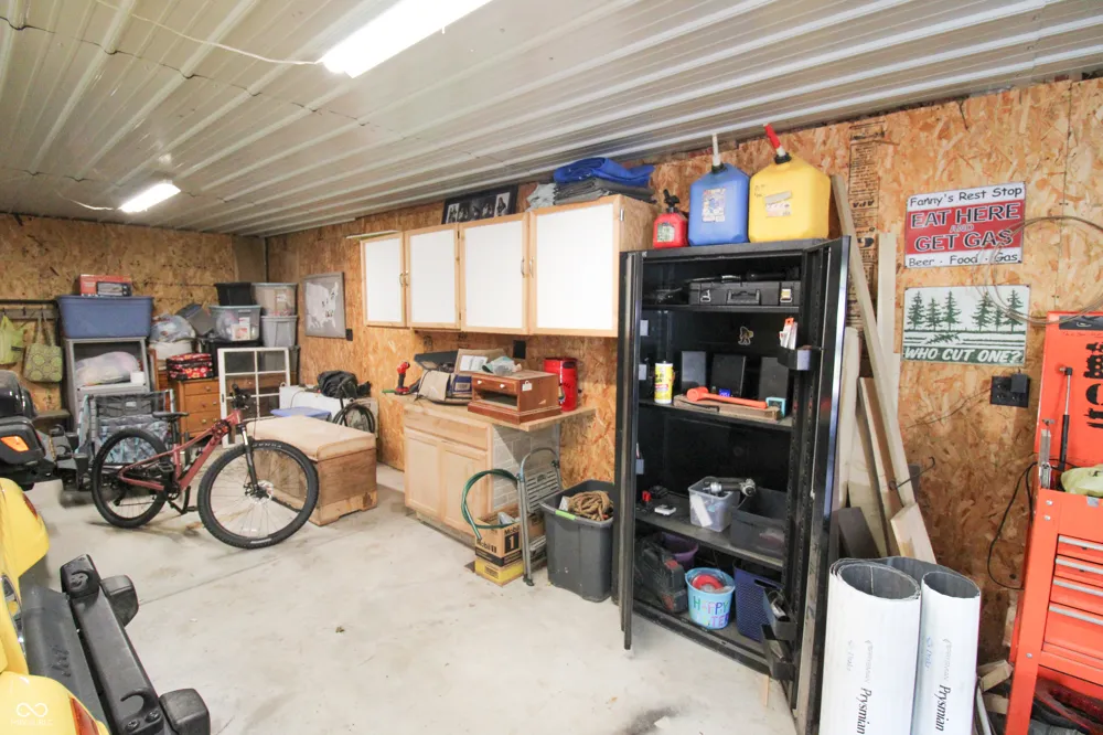 2295 S Poplar Street Vallonia, IN 47281