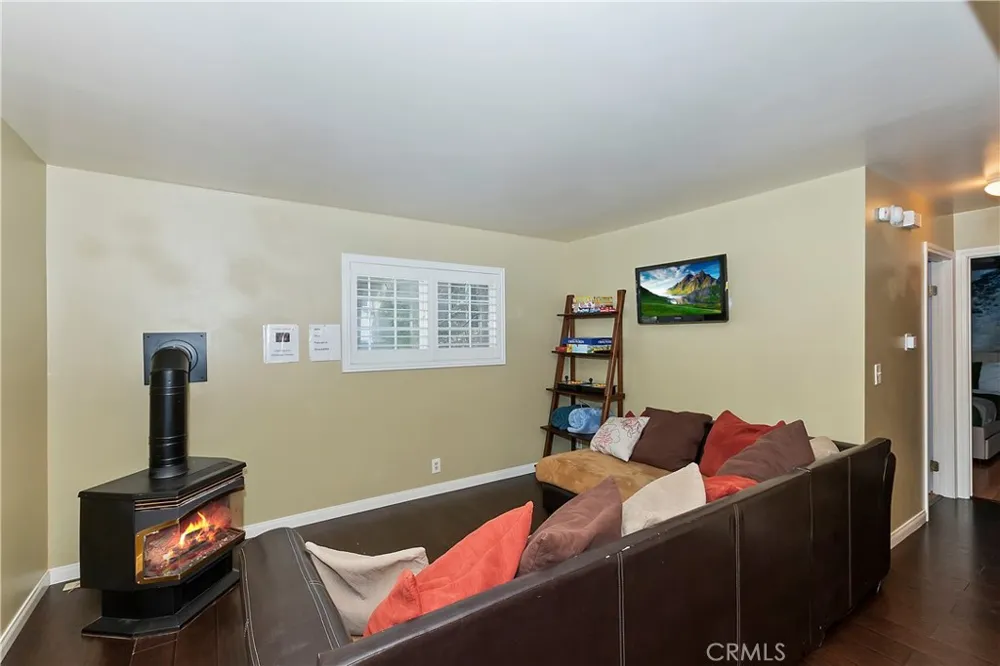 24032 Alpine Drive Crestline, CA 92325