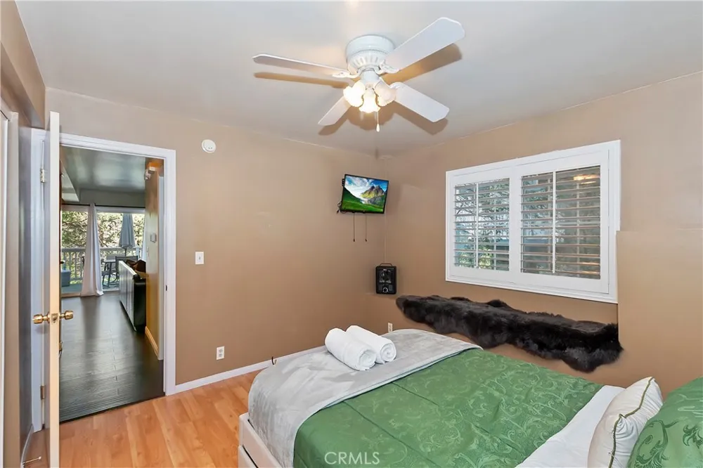 24032 Alpine Drive Crestline, CA 92325