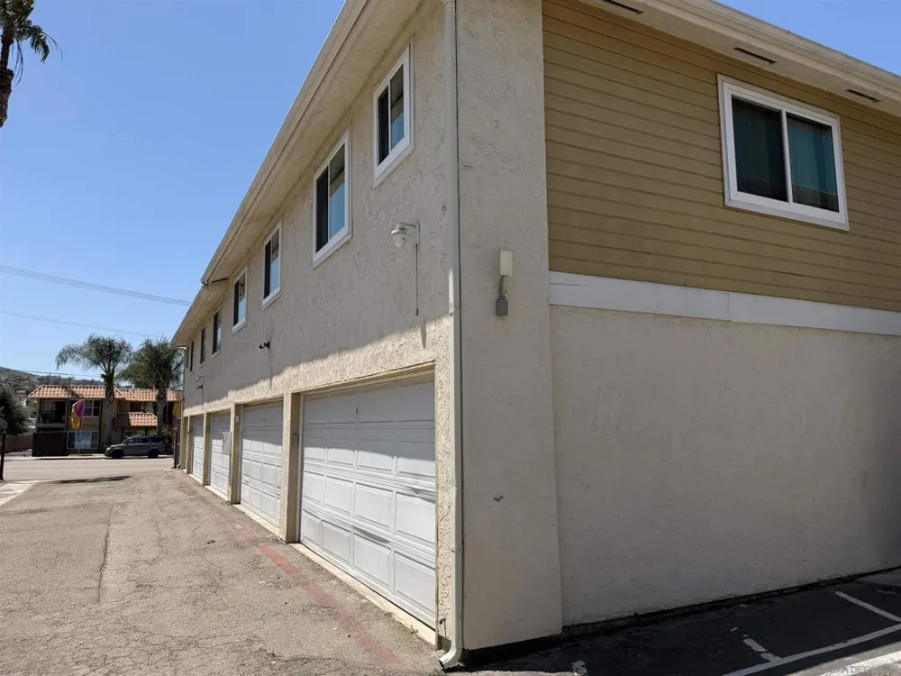 9220 Kenwood #F Spring Valley, CA 91977
