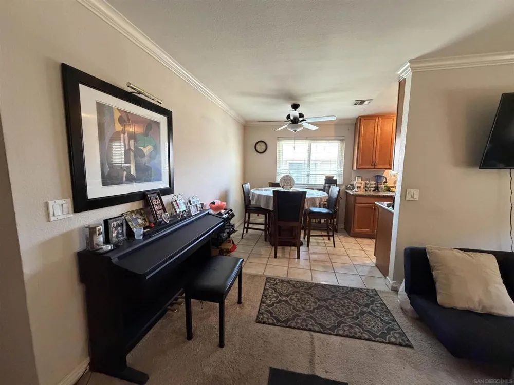 9220 Kenwood #F Spring Valley, CA 91977