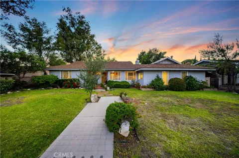 10739 Reseda