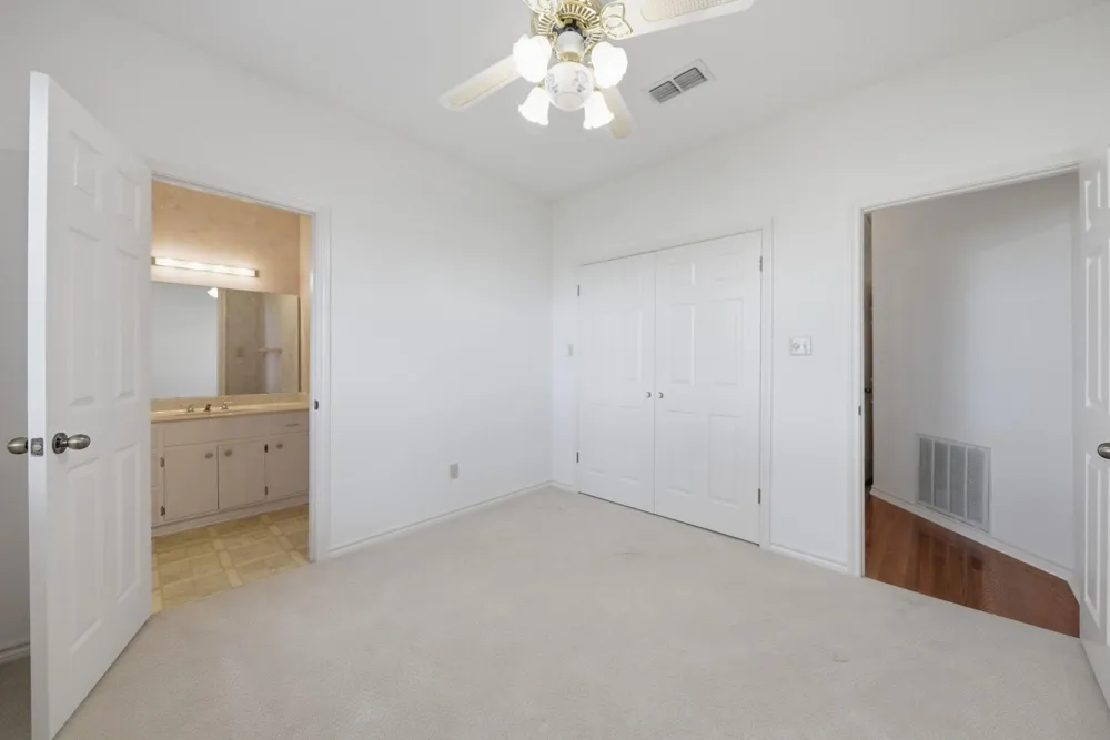 1552 Holub Road Schulenburg, TX 78956
