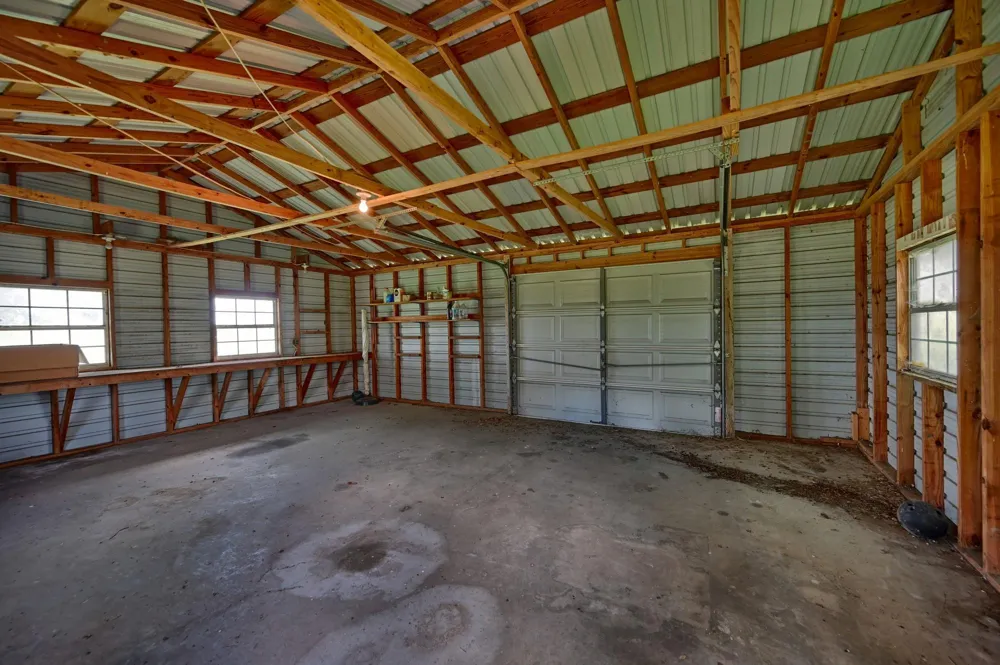 1552 Holub Road Schulenburg, TX 78956