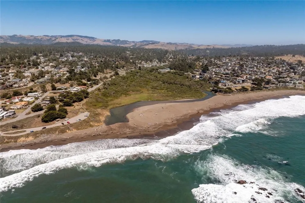 5752 Moonstone Beach Cambria, CA 93428