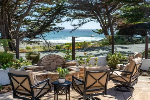 5752 Moonstone Beach