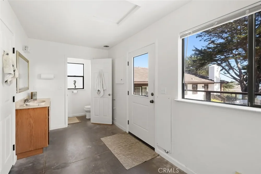 5752 Moonstone Beach Cambria, CA 93428
