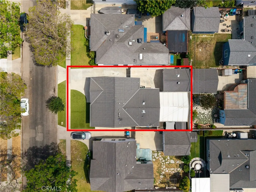 3702 Petaluma Long Beach, CA 90808