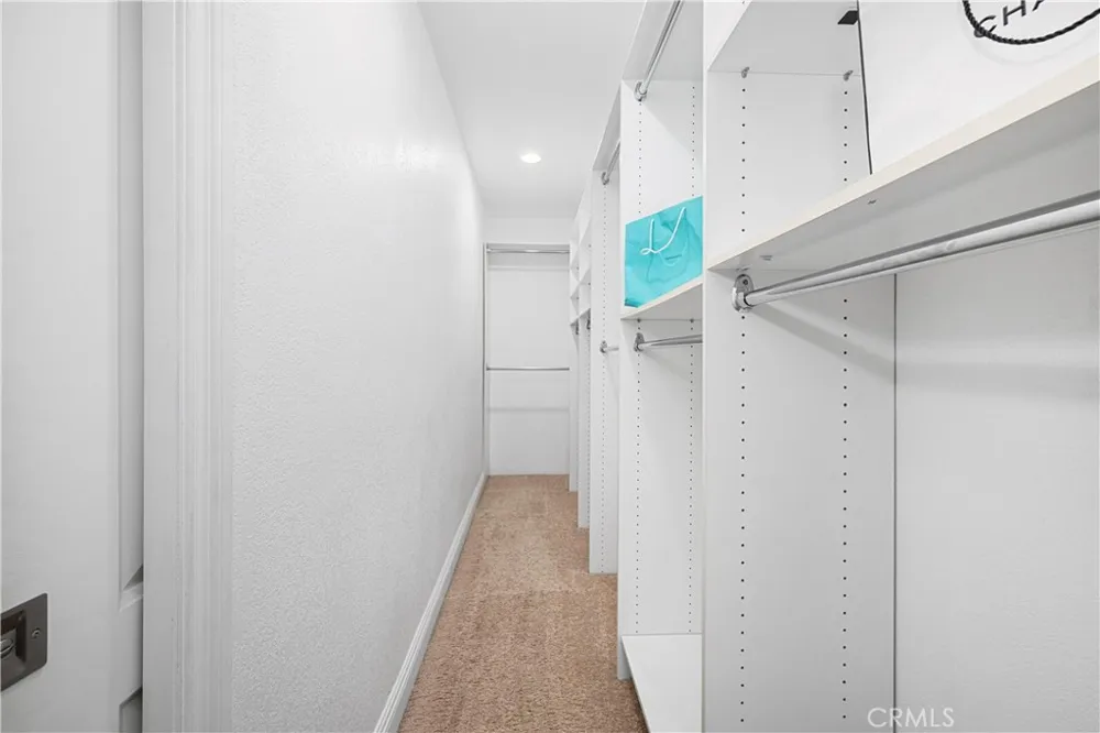 3702 Petaluma Long Beach, CA 90808
