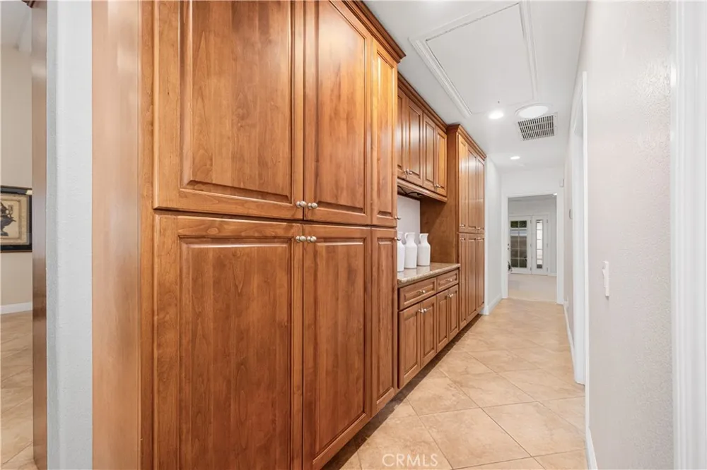 3702 Petaluma Long Beach, CA 90808