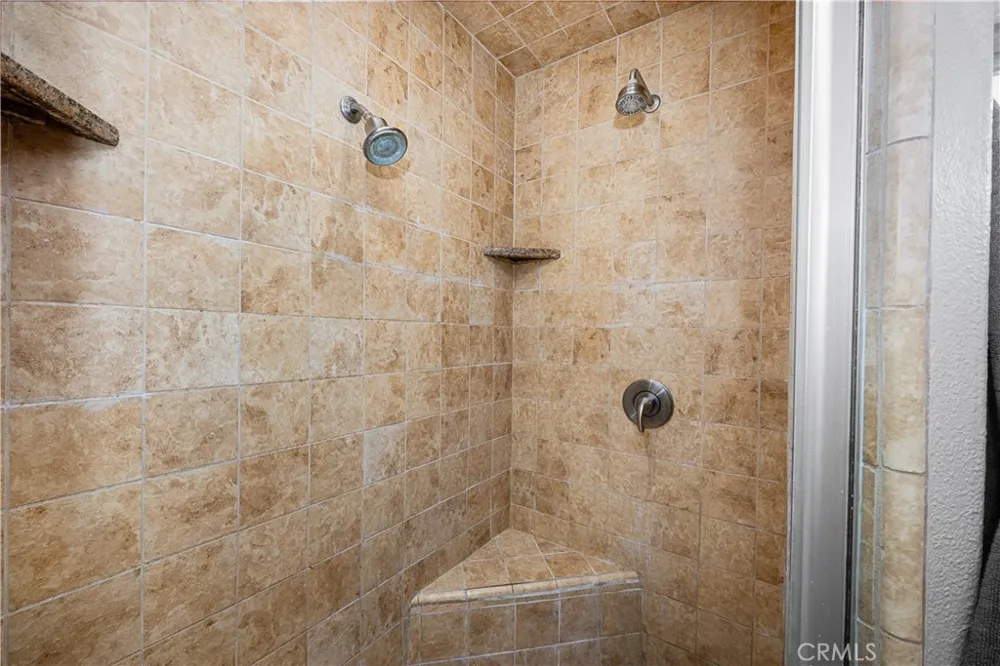 3702 Petaluma Long Beach, CA 90808