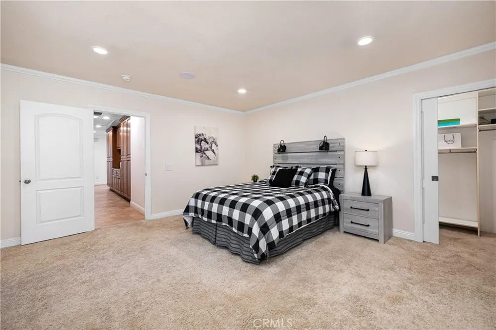 3702 Petaluma Long Beach, CA 90808