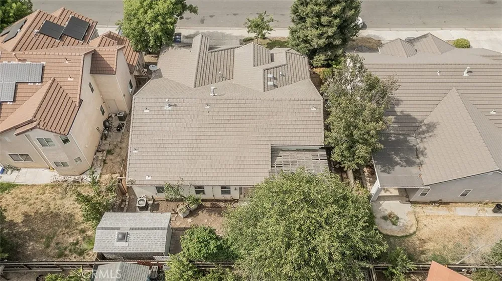 6589 E Michigan Fresno, CA 93727