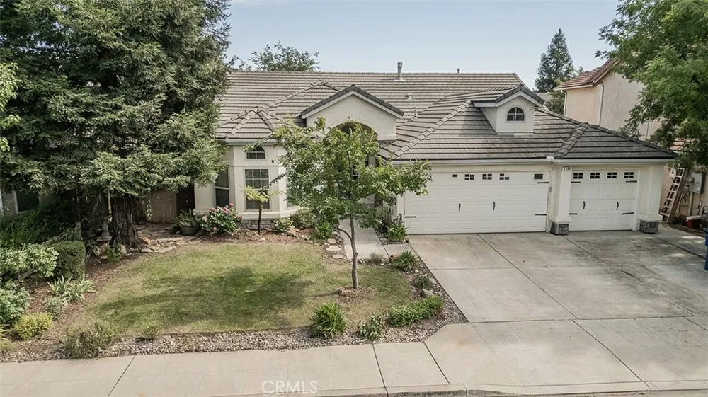 6589 E Michigan Fresno, CA 93727