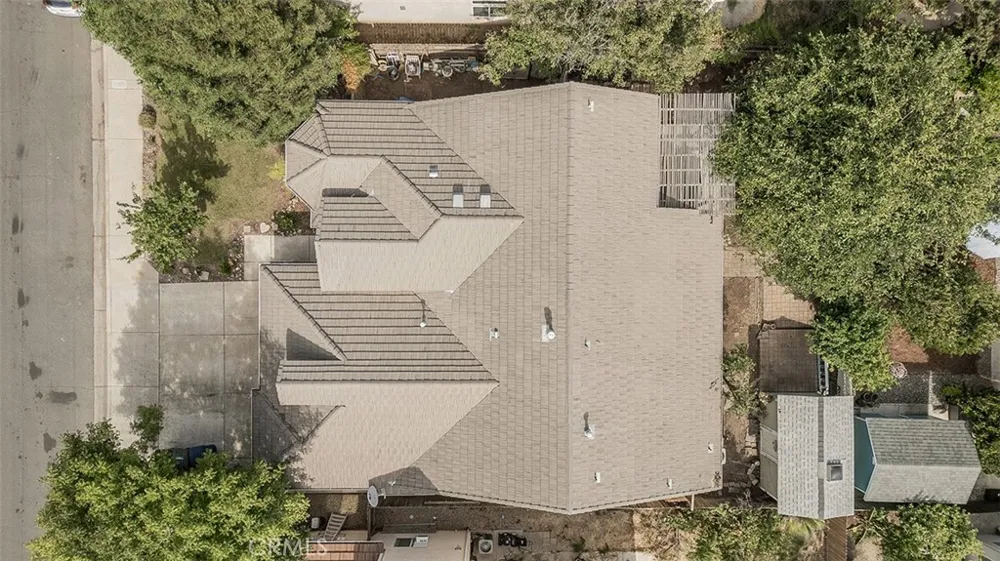 6589 E Michigan Fresno, CA 93727